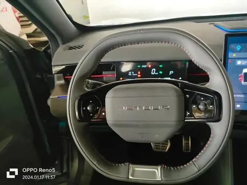 Discover undefined undefined Exterior Interior Images.Find all aspects and details of cars.