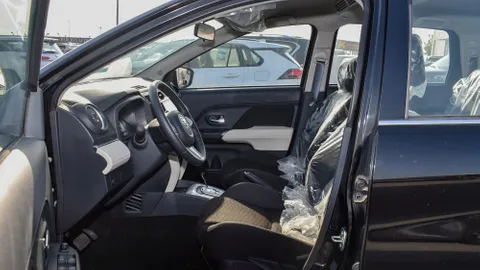 Discover undefined undefined Exterior Interior Images.Find all aspects and details of cars.