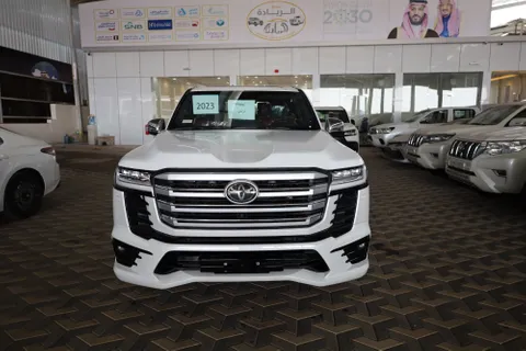 New Toyota Land Cruiser 2023