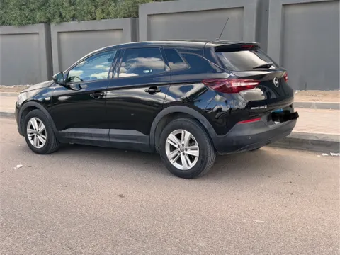 Opel Grandland X 1.6T Elegance 2020