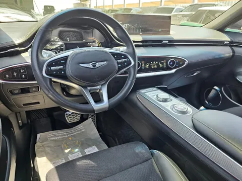 Genesis GV70 2.5T Platinium 2022