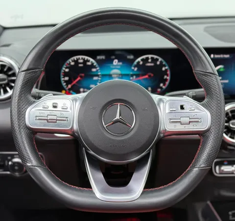 Mercedes-Benz GLB 250 4MATIC 2022