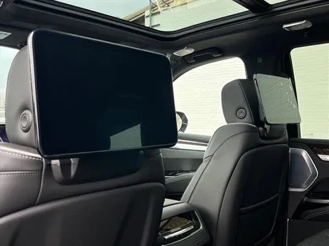 Discover undefined undefined Exterior Interior Images.Find all aspects and details of cars.