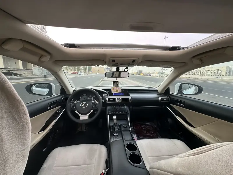 Lexus IS 2014