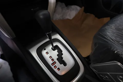 Discover undefined undefined Exterior Interior Images.Find all aspects and details of cars.