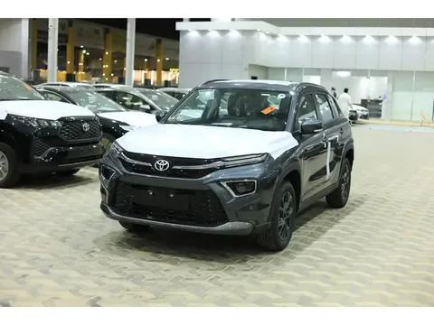 Discover undefined undefined Exterior Interior Images.Find all aspects and details of cars.