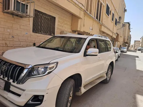 Discover undefined undefined Exterior Interior Images.Find all aspects and details of cars.