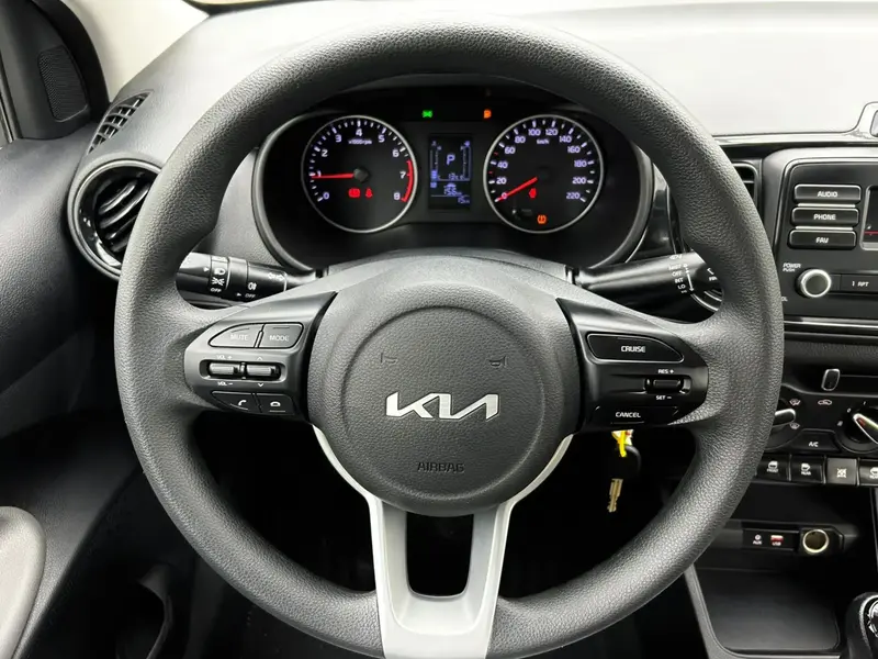 KIA Pegas 2025