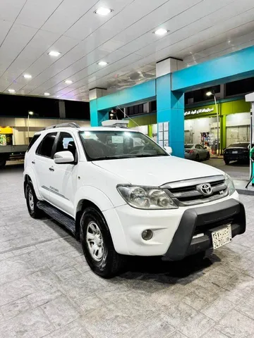 Discover undefined undefined Exterior Interior Images.Find all aspects and details of cars.
