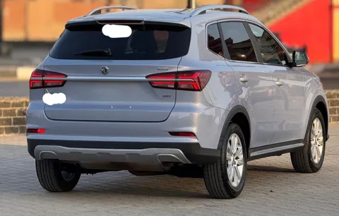 Discover undefined undefined Exterior Interior Images.Find all aspects and details of cars.
