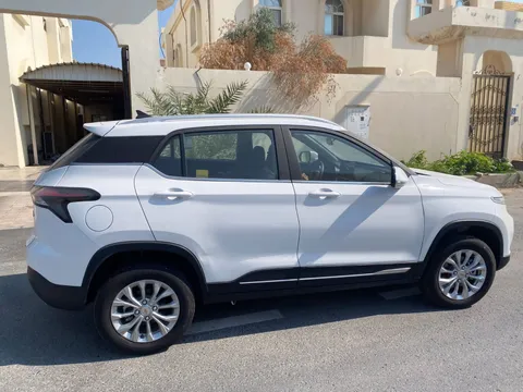 Discover undefined undefined Exterior Interior Images.Find all aspects and details of cars.