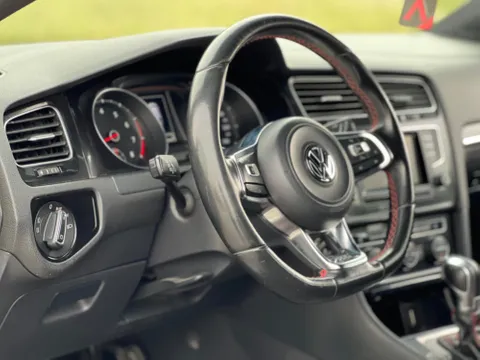 Volkswagen Golf GTI 2.0T S 2015