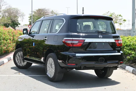 Discover undefined undefined Exterior Interior Images.Find all aspects and details of cars.