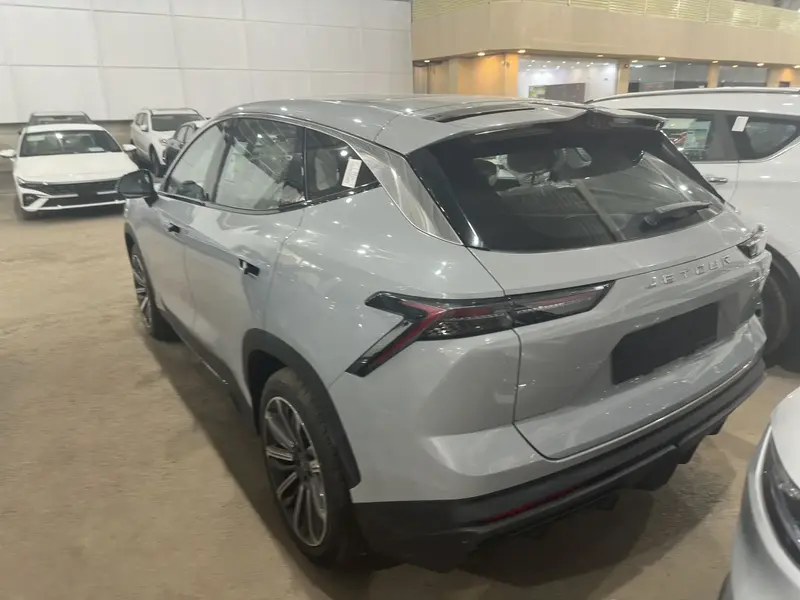 Discover undefined undefined Exterior Interior Images.Find all aspects and details of cars.