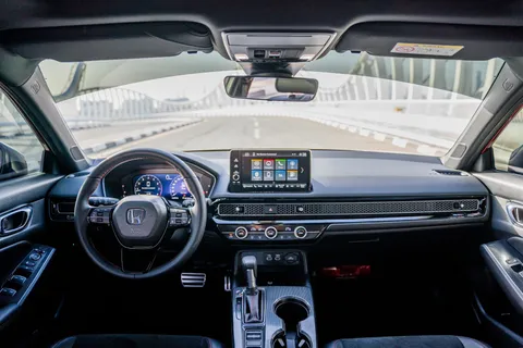 Discover undefined undefined Exterior Interior Images.Find all aspects and details of cars.