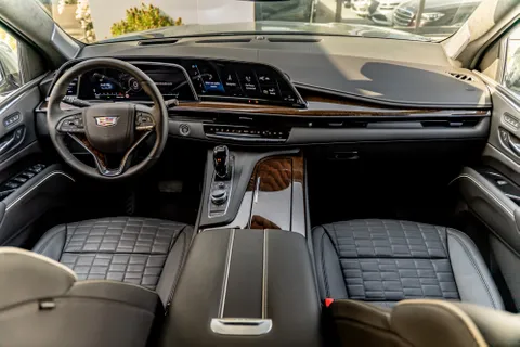New Cadillac Escalade 6.2L Sport Platinum 2023