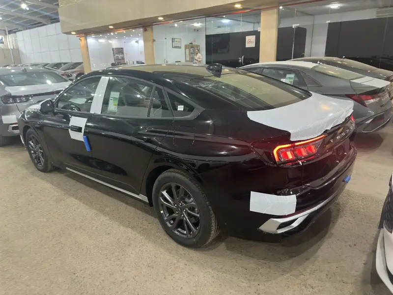 Discover undefined undefined Exterior Interior Images.Find all aspects and details of cars.