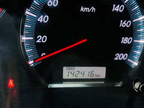 Toyota Fortuner 2.7L (4X4) 2015
