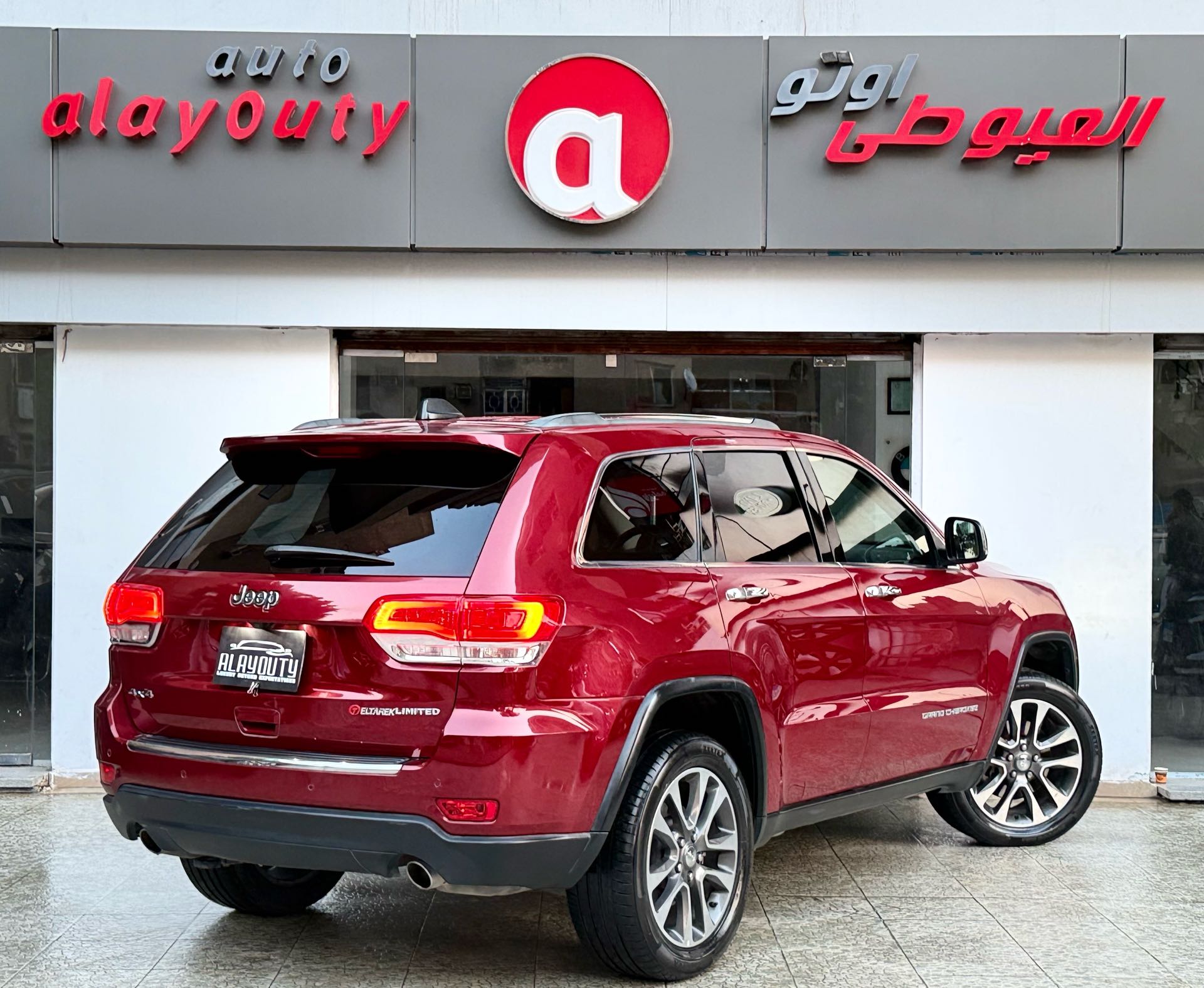 جيب جراند شيروكي 2018