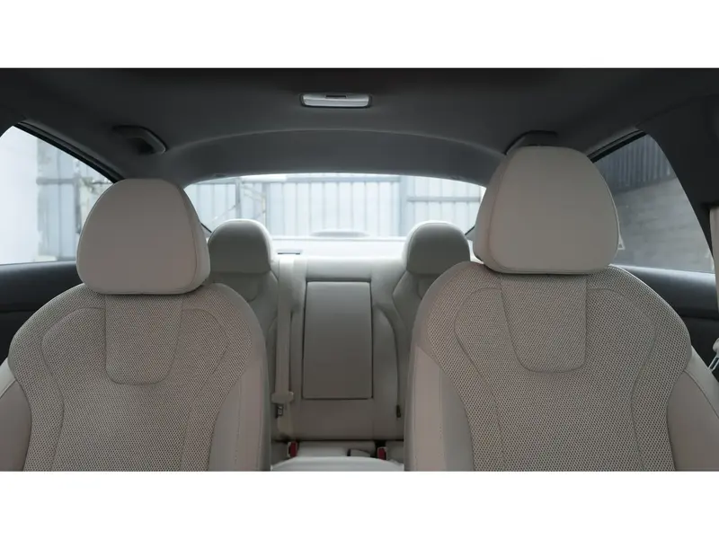 Hyundai Elantra 2025