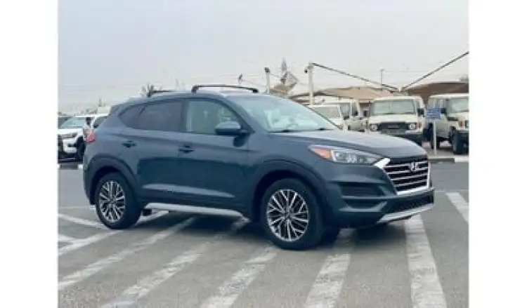 hyundai hyundai-tucson image Hyundai Tucson 2019 Hyundai Tucson 2.4L V4 GDi Premium - Push Start With Radar and Allow Rims - 42,600 Mileage