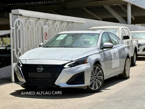 New Nissan Altima 2024