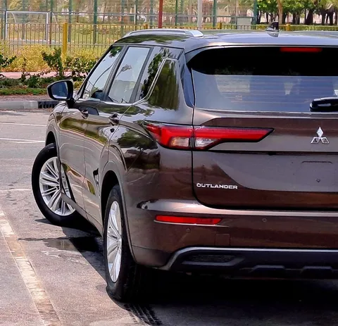Mitsubishi Outlander 2.4L GLX (7-Seater) Mid 2023