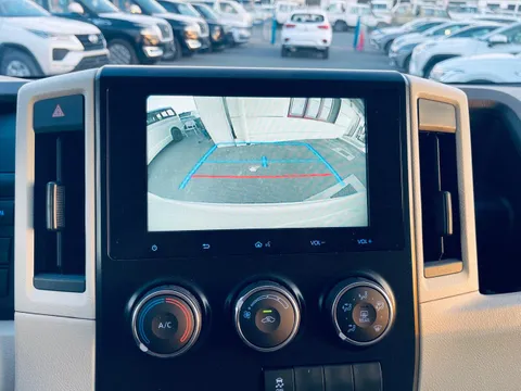 New Toyota Hiace 2.8L Commuter M/T Highline 2024