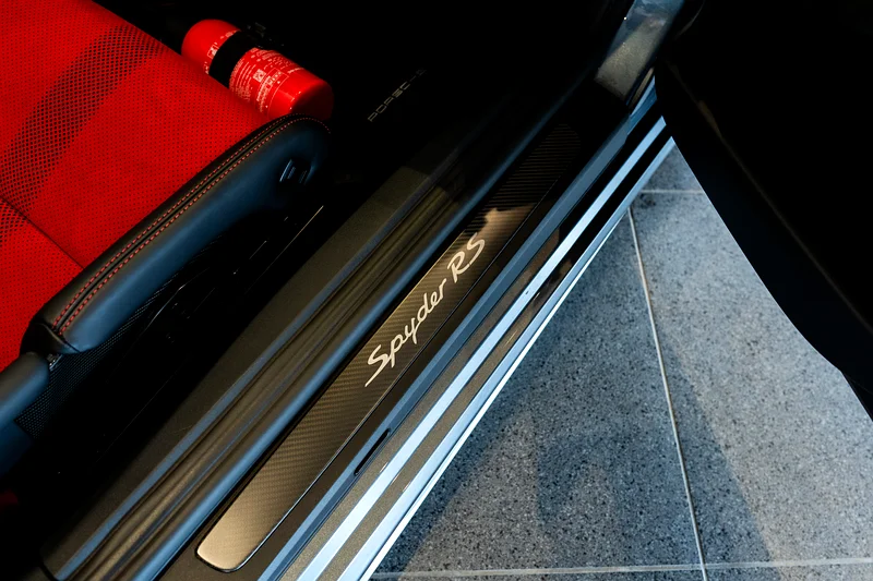 Porsche 718 Spyder RS 