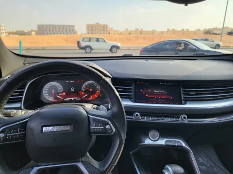 Discover undefined undefined Exterior Interior Images.Find all aspects and details of cars.
