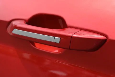 Discover undefined undefined Exterior Interior Images.Find all aspects and details of cars.
