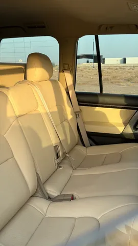 Discover undefined undefined Exterior Interior Images.Find all aspects and details of cars.