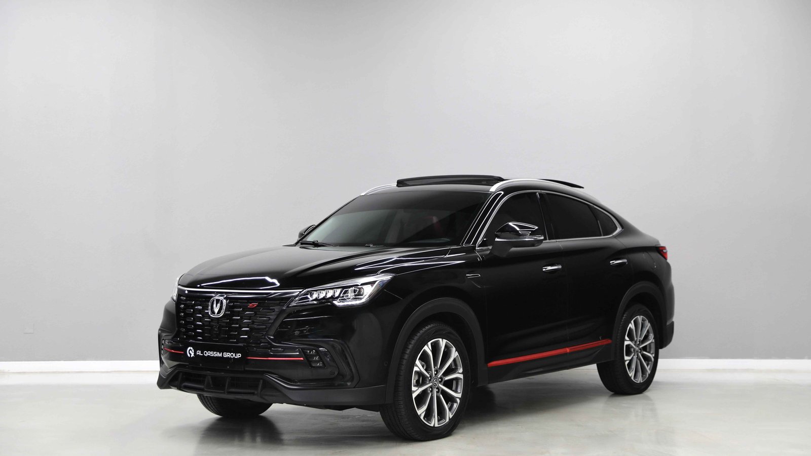 Discover undefined undefined Exterior Interior Images.Find all aspects and details of cars.