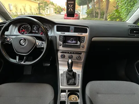 Discover undefined undefined Exterior Interior Images.Find all aspects and details of cars.