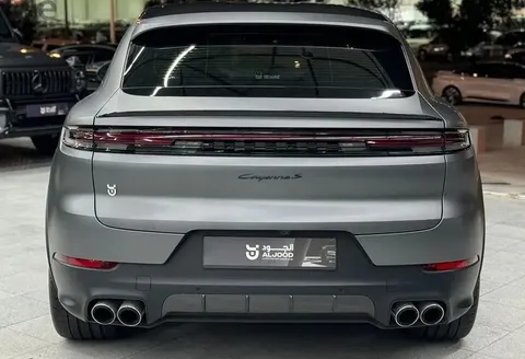 Discover undefined undefined Exterior Interior Images.Find all aspects and details of cars.