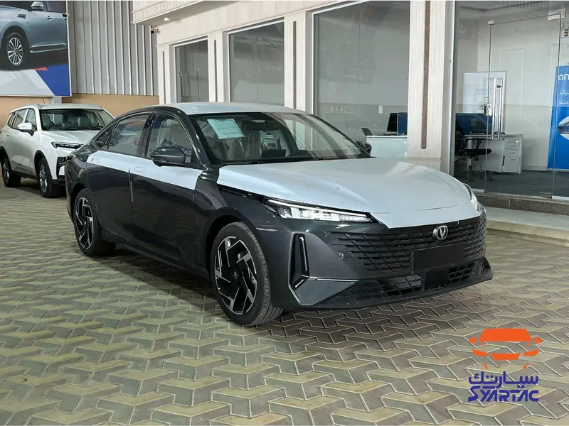 Discover undefined undefined Exterior Interior Images.Find all aspects and details of cars.