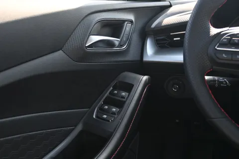 New MG GT 1.5L COM 2024