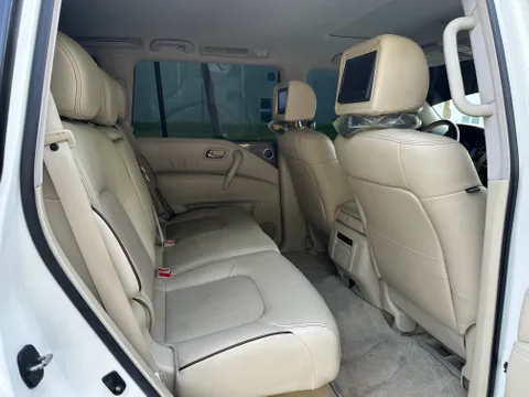 Nissan Patrol LE Platinum 2012