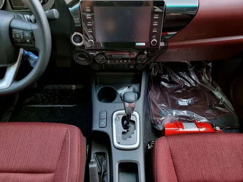 New Toyota Hilux 2025