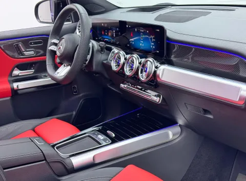 Mercedes-Benz GLB AMG 35 4MATIC 2024