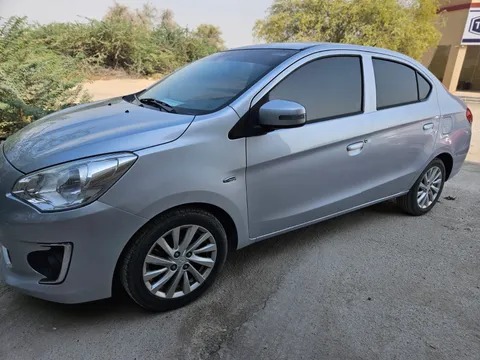 Mitsubishi Attrage 1.2 GLX (Mid Option) 2020