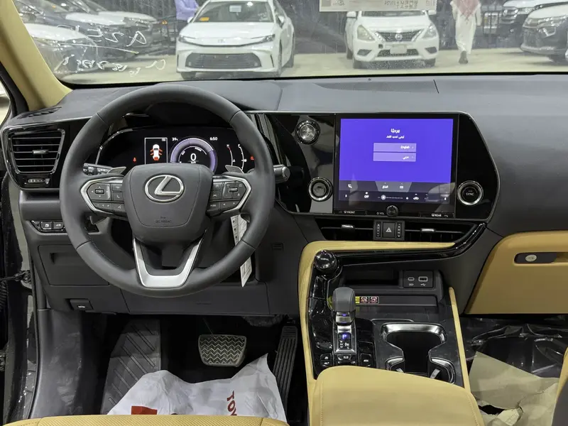 Discover undefined undefined Exterior Interior Images.Find all aspects and details of cars.