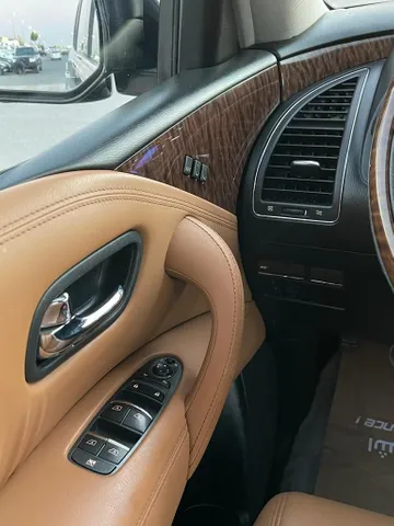Nissan Patrol 5.6L SE Platinum 2014