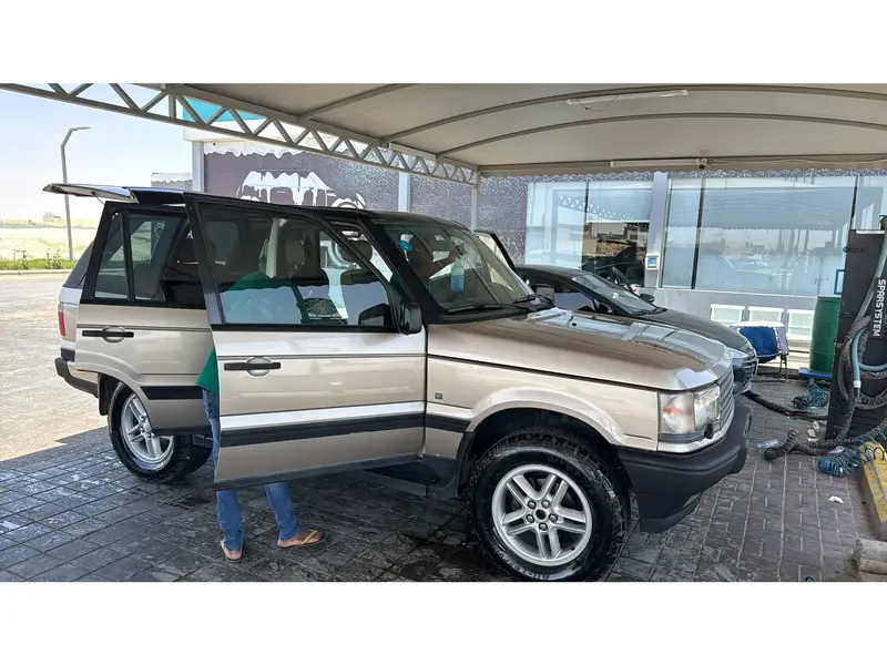 Discover undefined undefined Exterior Interior Images.Find all aspects and details of cars.
