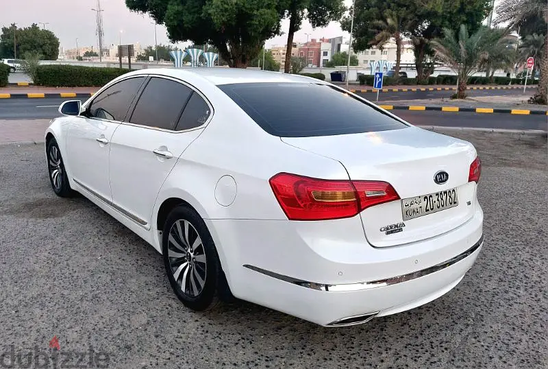 كيا كادنزا 2013