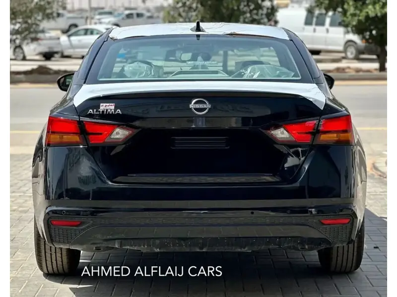 Nissan Altima 2024