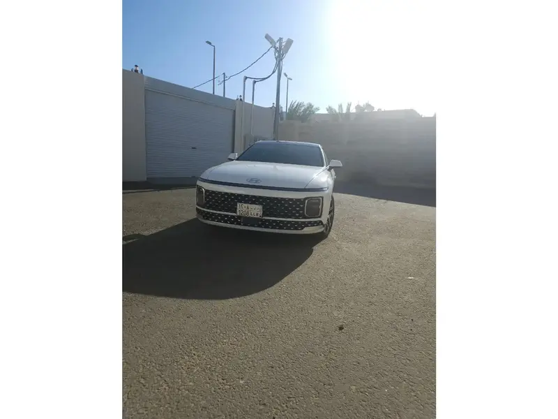 hyundai azera image Hyundai Azera 2024
