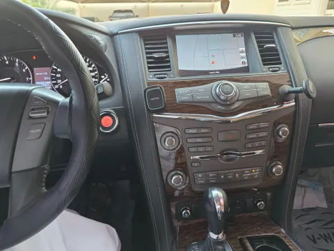 Discover undefined undefined Exterior Interior Images.Find all aspects and details of cars.
