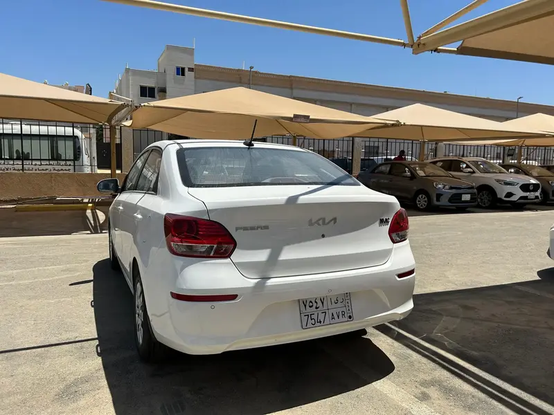 KIA Pegas 2025