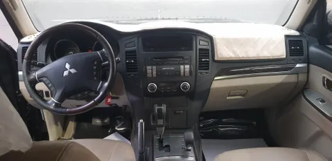 Discover undefined undefined Exterior Interior Images.Find all aspects and details of cars.